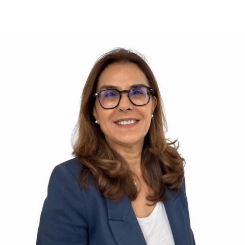 Dr. Pardis Momeni ( General Practitioner )